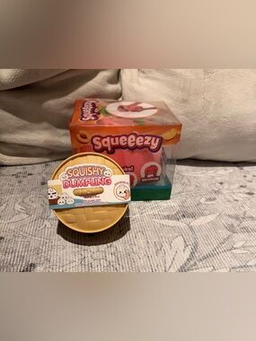 Squeeezy Squishy Dumpling Kids Toy - Beige